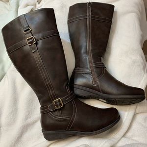 Band trails water resistant tall boots